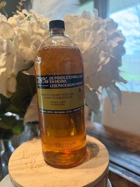 L'OCCITANE Verbena Liquid hand and body soap Refill 16.9 fl Oz